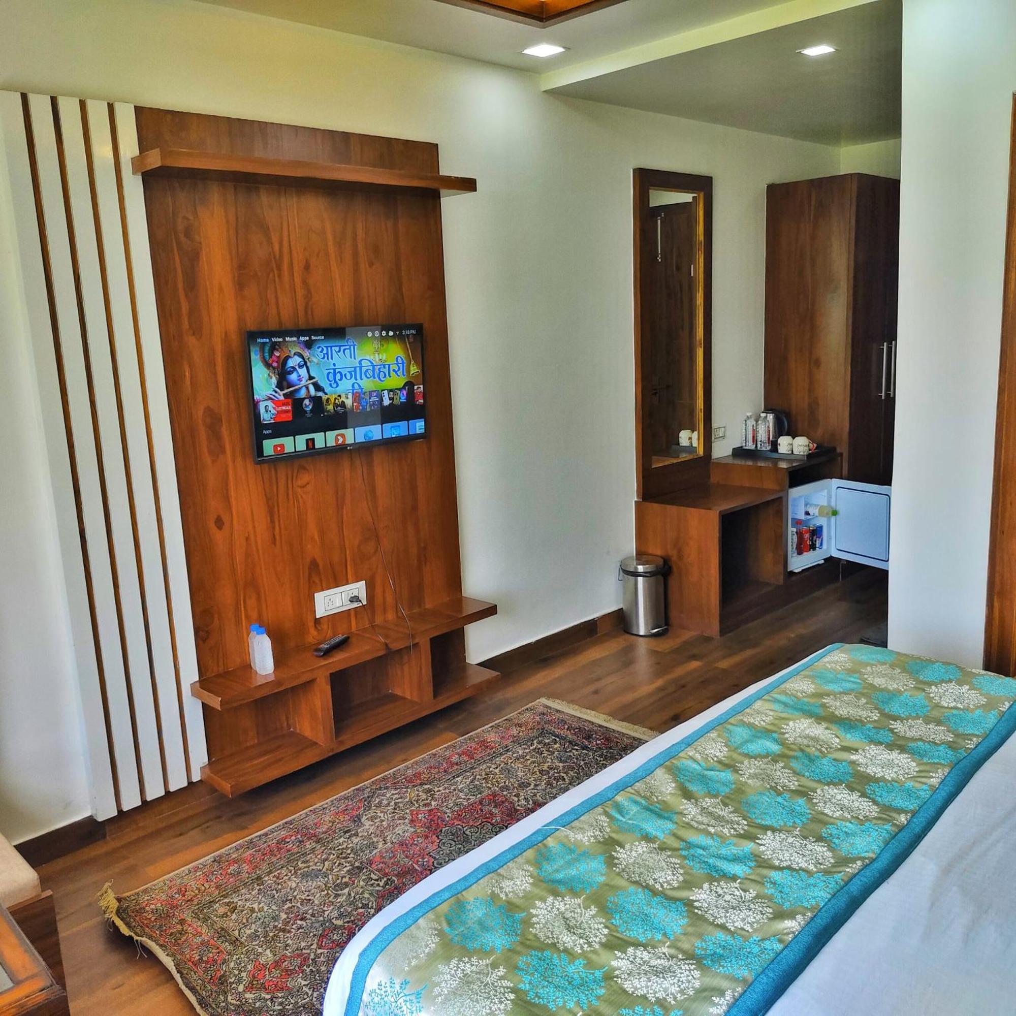 Rich Grand Hotel Agra  Exterior photo